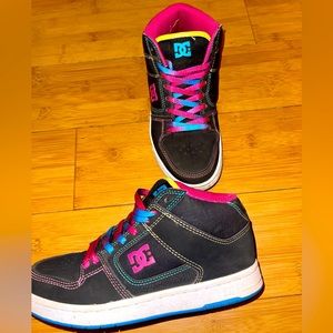 Woman’s DC shoes‼️‼️❤️😍